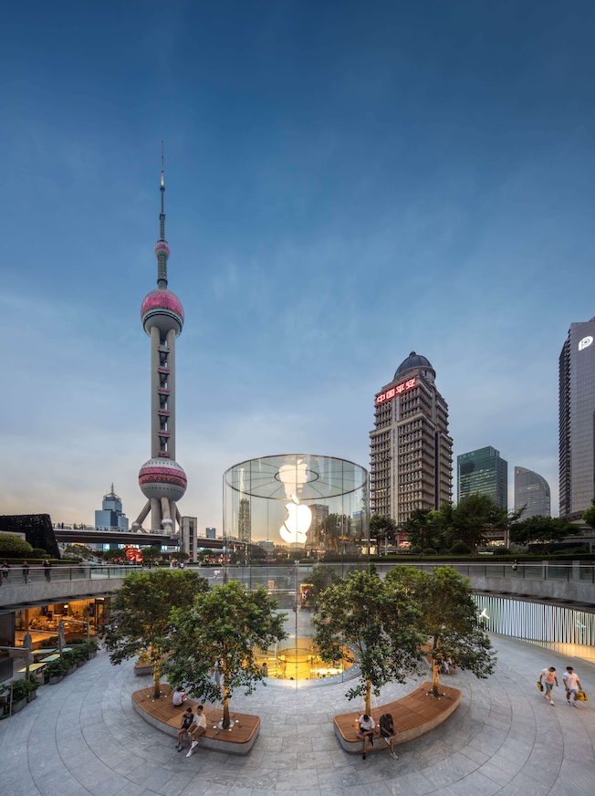 上海浦东苹果店.jpg